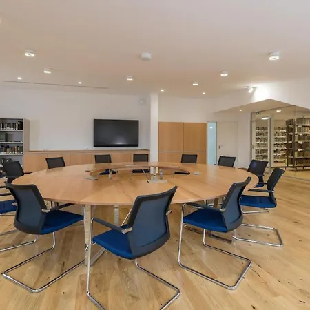 Haus Der Bayerischen Landwirtschaft Herrsching